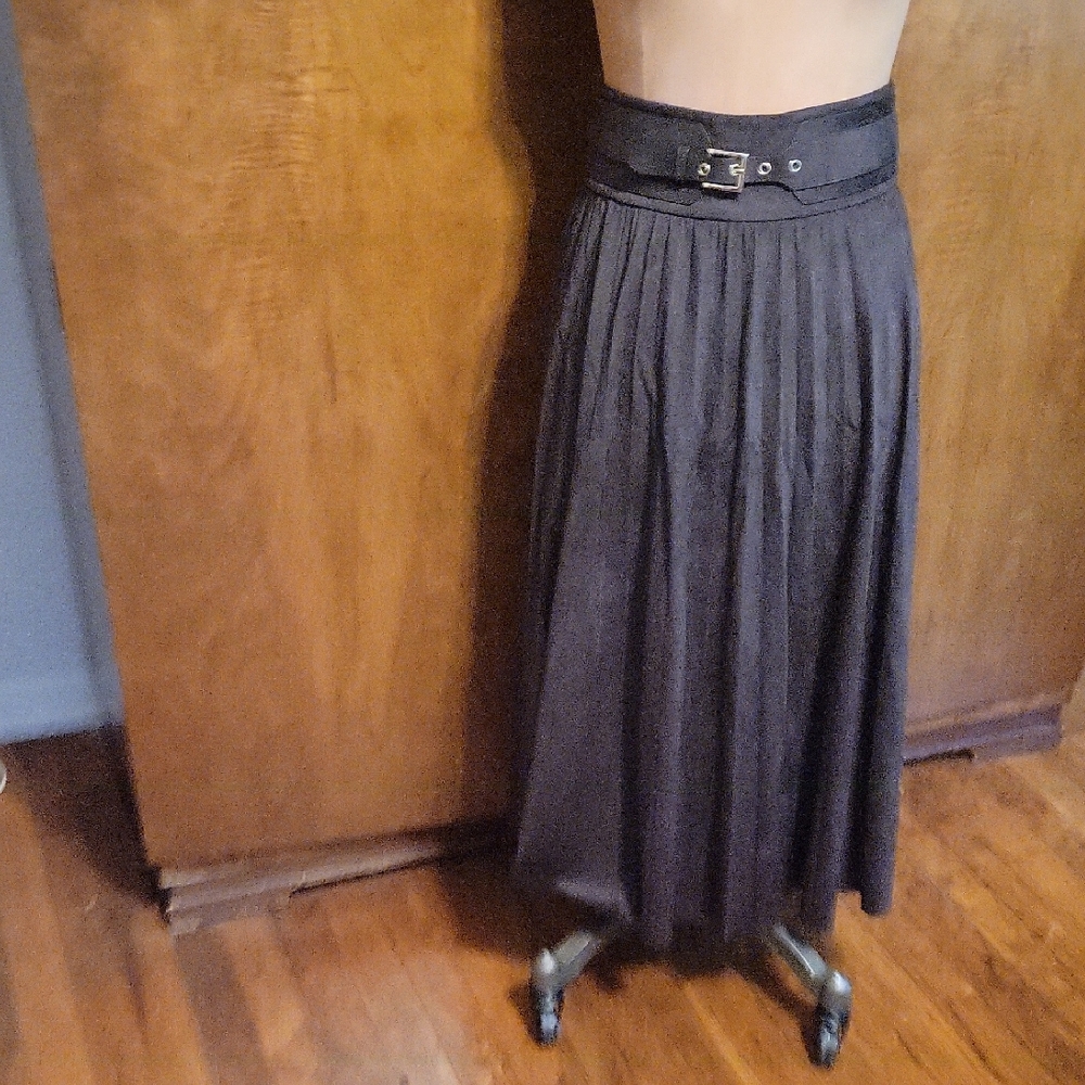 Soft Surroundings Charcoal A-Line Skirt with Belt